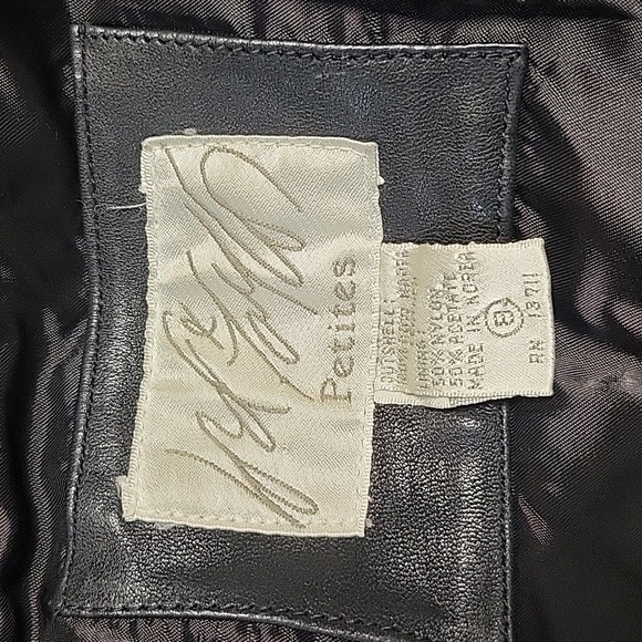 Lord & Taylor Leather Jacket Size 8P - Picture 5 of 7